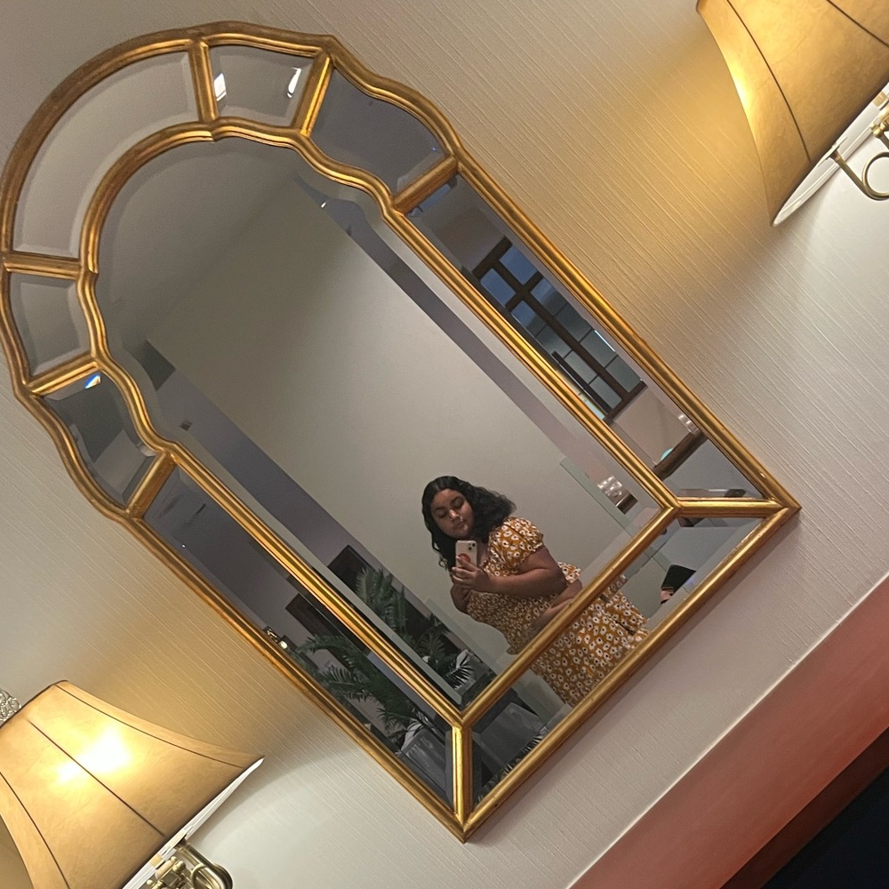 Meet your Posher, Yasmine